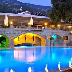 3* Otel The Grand Uecel